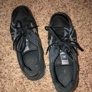 MIZUNO VOLLEYBALL SHOES